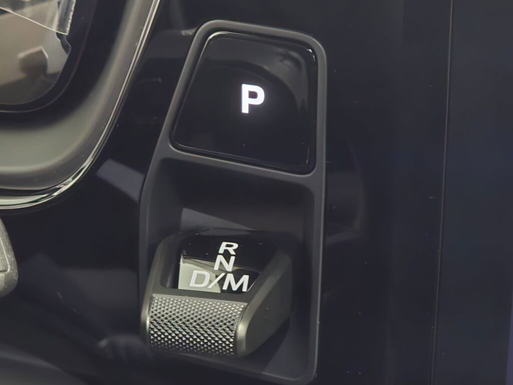 New 2026 Porsche Cayenne GTS image 18