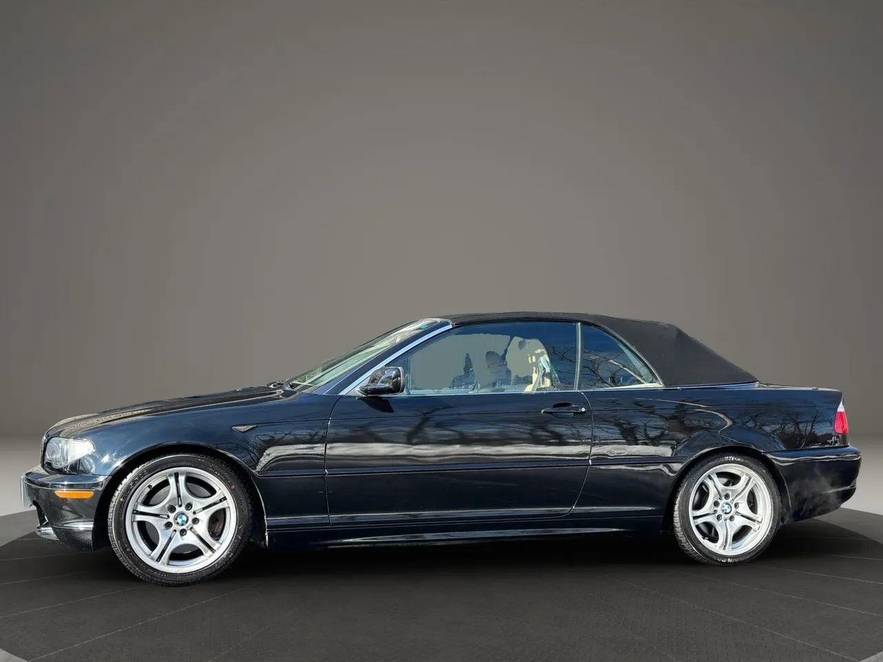 Used 2006 BMW 330Ci Convertible RWD image 8