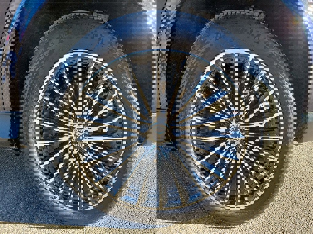 Used 2023 Mercedes-Benz GLC 300 4MATIC image 11