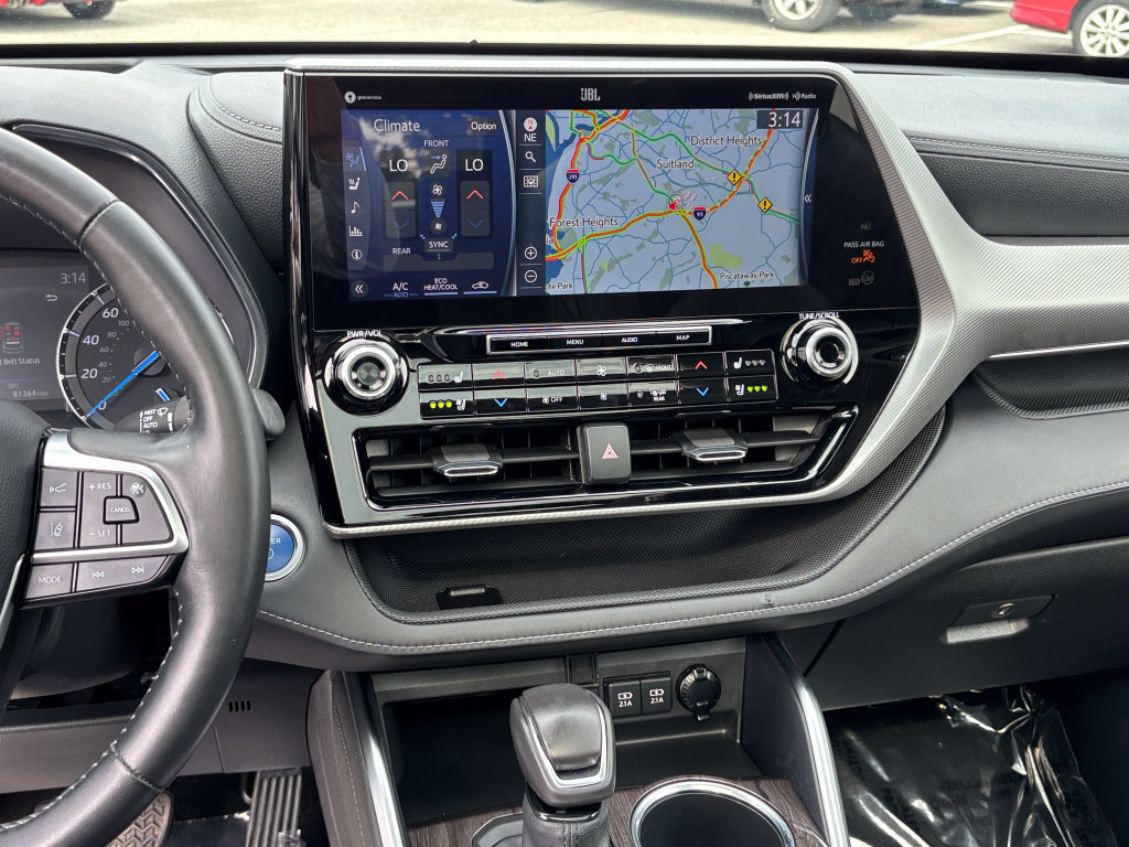 Certified 2021 Toyota Highlander Platinum AWD/4WD image 32