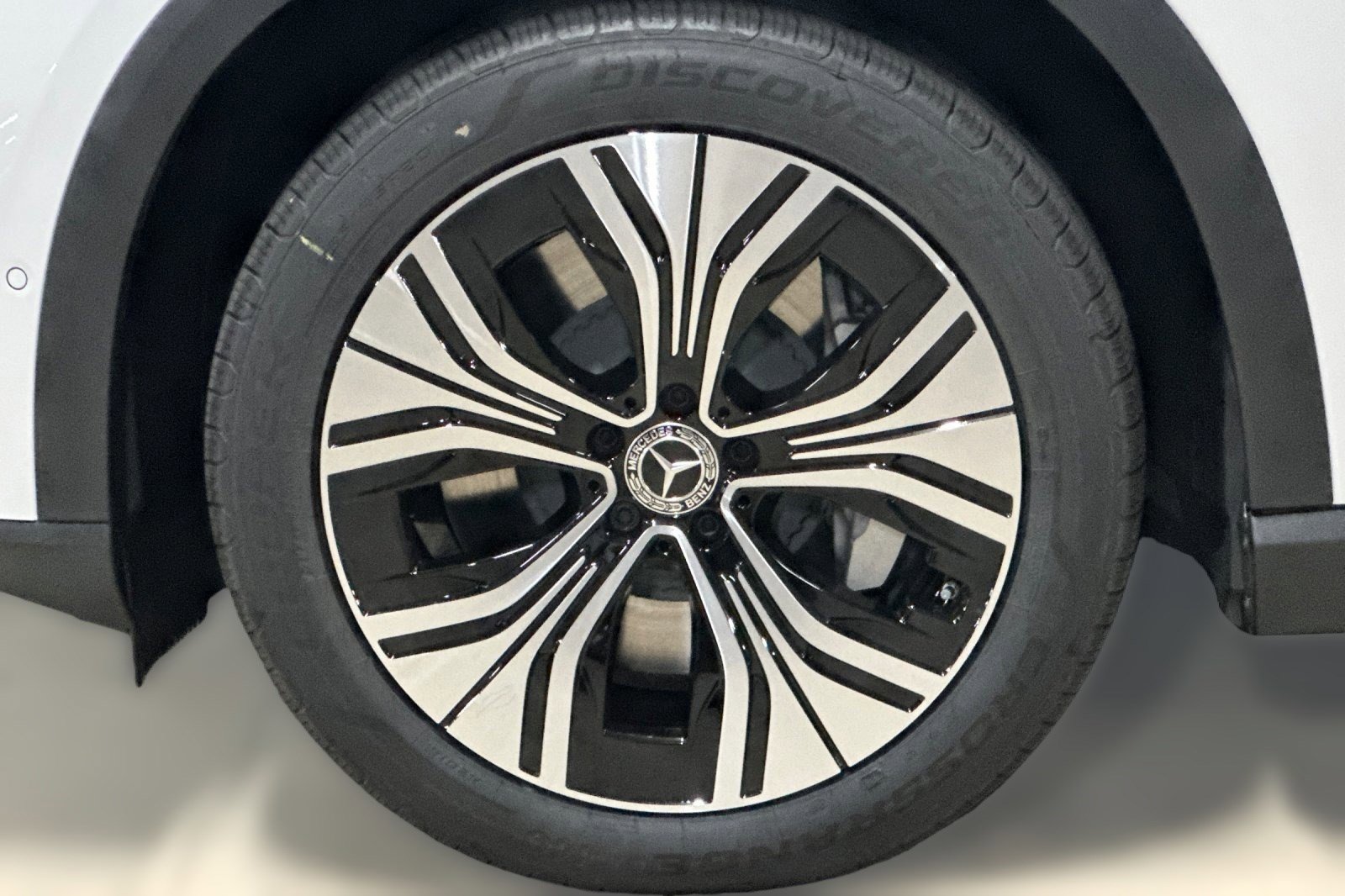 Used 2026 Mercedes-Benz EQE 320 4MATIC SUV image 11