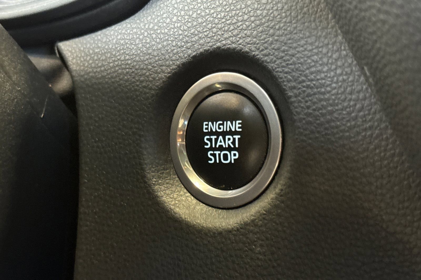 Used 2023 Toyota Corolla SE FWD image 28