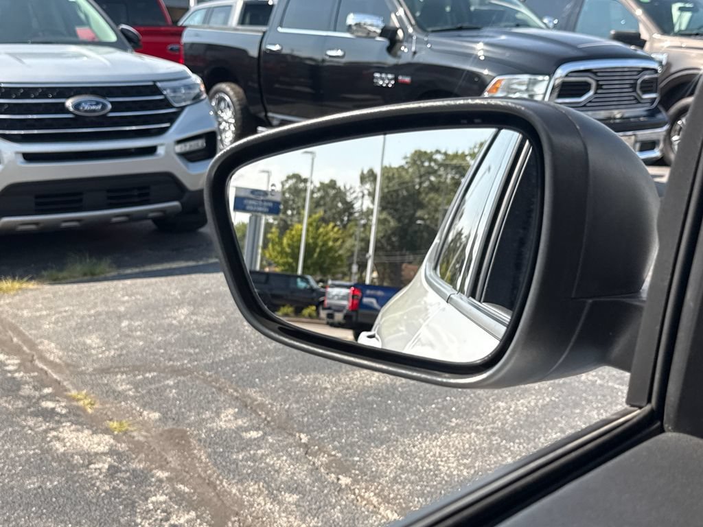 Used 2025 Ford Escape ST-Line FWD image 38