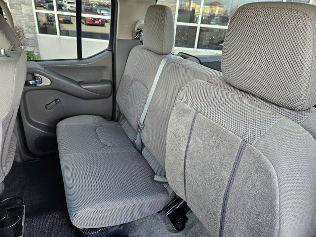 Used 2015 Nissan Frontier S image 18