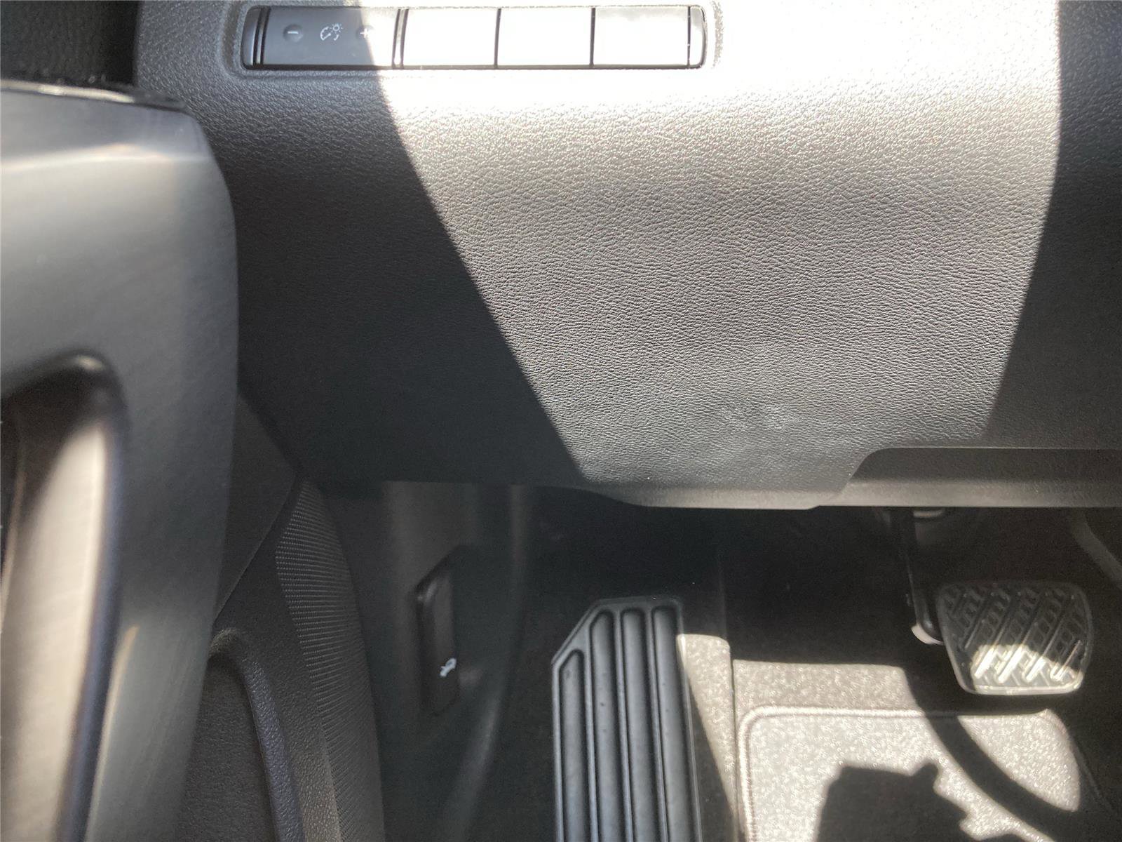 New 2026 Nissan Pathfinder SL image 19