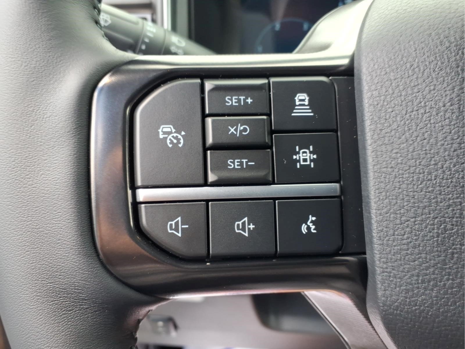 New 2026 Ford F450 Platinum w/ FX4 Off-Road Package AWD/4WD image 11