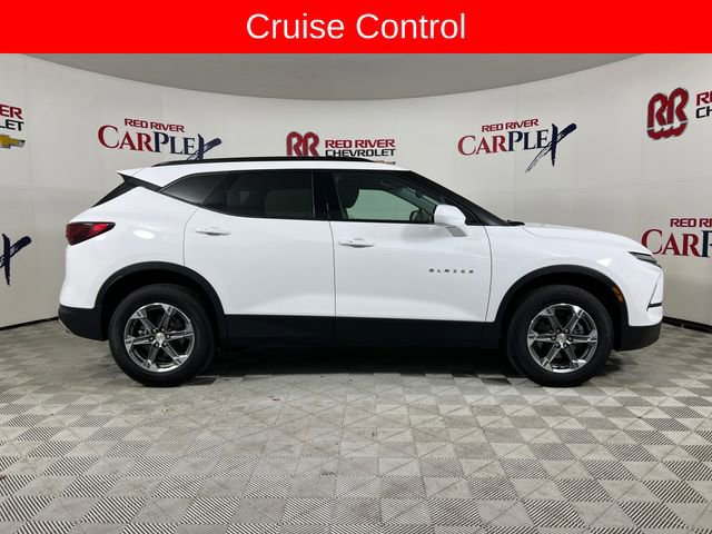 Used 2024 Chevrolet Blazer LT w/ Convenience Package image 9