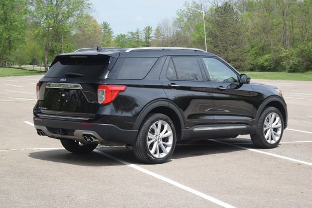 Used 2023 Ford Explorer Platinum w/ Technology Package AWD/4WD image 28