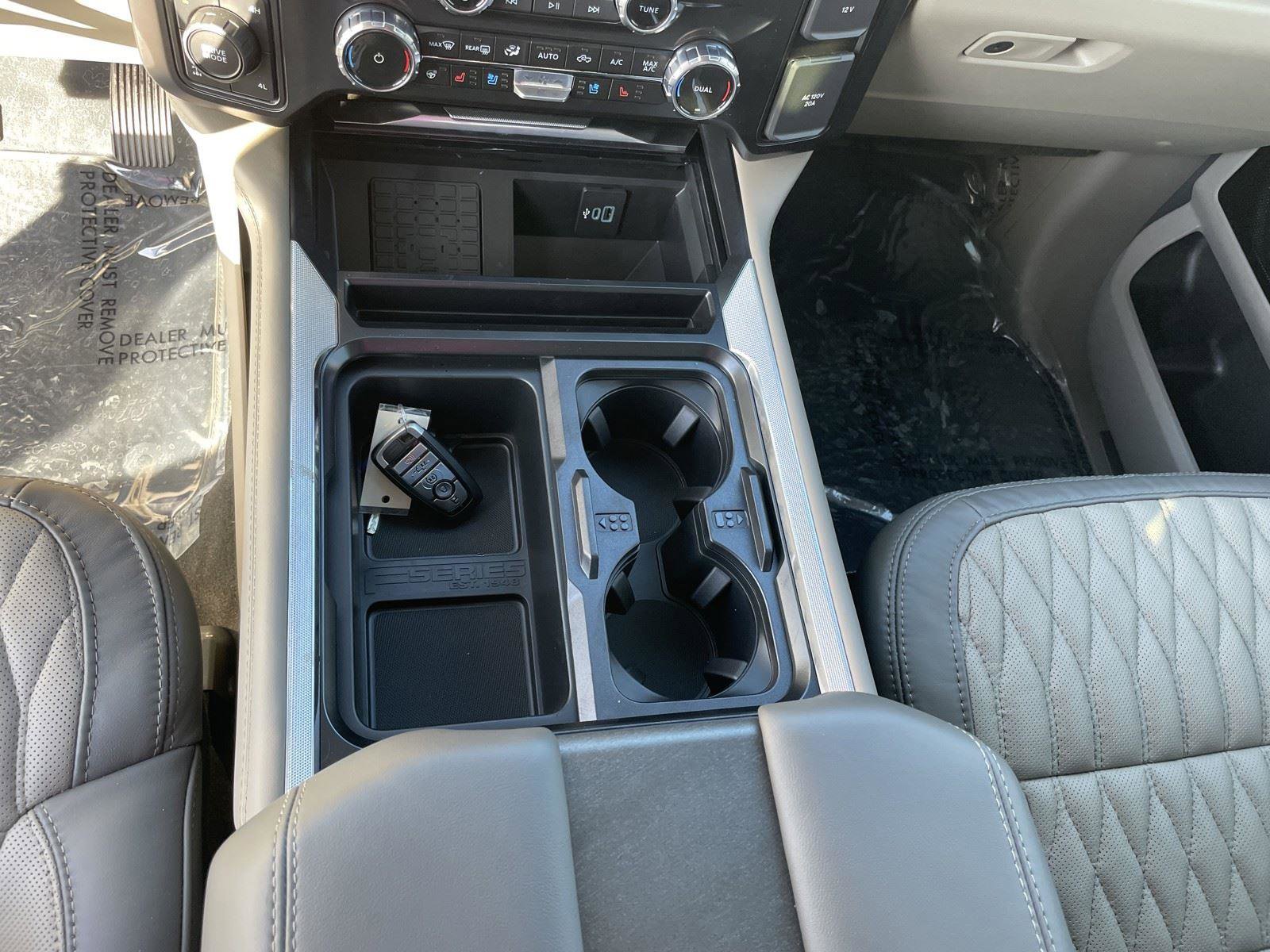 New 2026 Ford F250 Platinum w/ Platinum Plus Package image 19