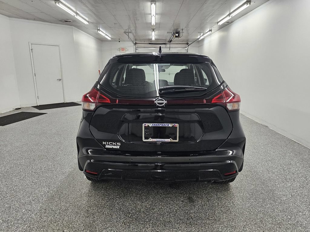 Used 2025 Nissan Kicks Play S FWD image 6