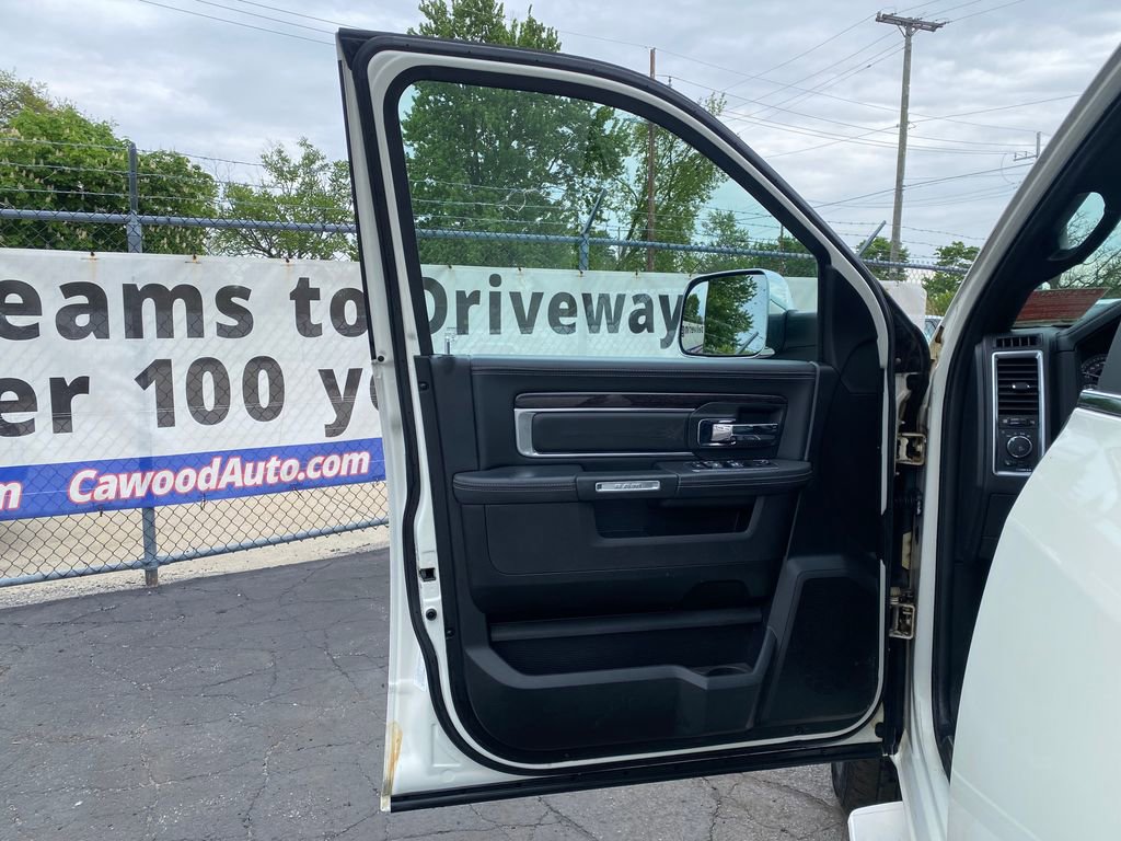 Used 2017 RAM 1500 Limited AWD/4WD image 13