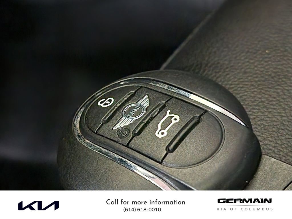 Used 2015 MINI Cooper S image 36