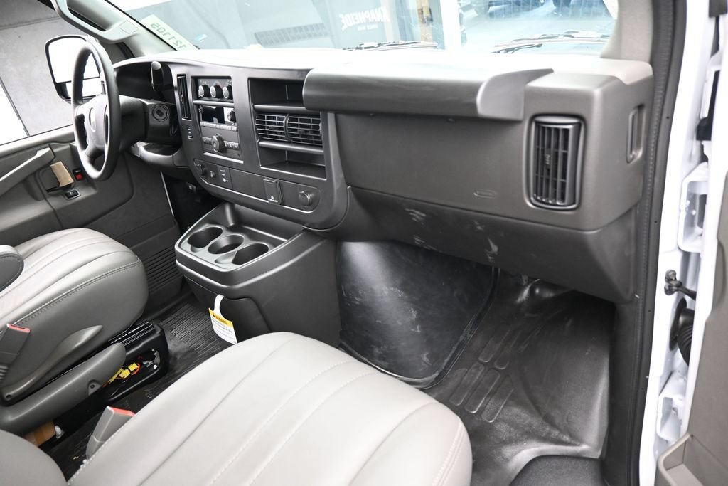 New 2026 Chevrolet Express 2500 Extended w/ Driver Convenience Package RWD image 36