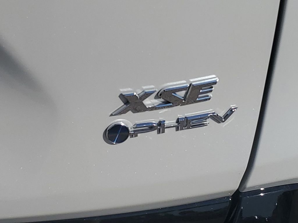 Certified 2025 Toyota RAV4 XSE image 40