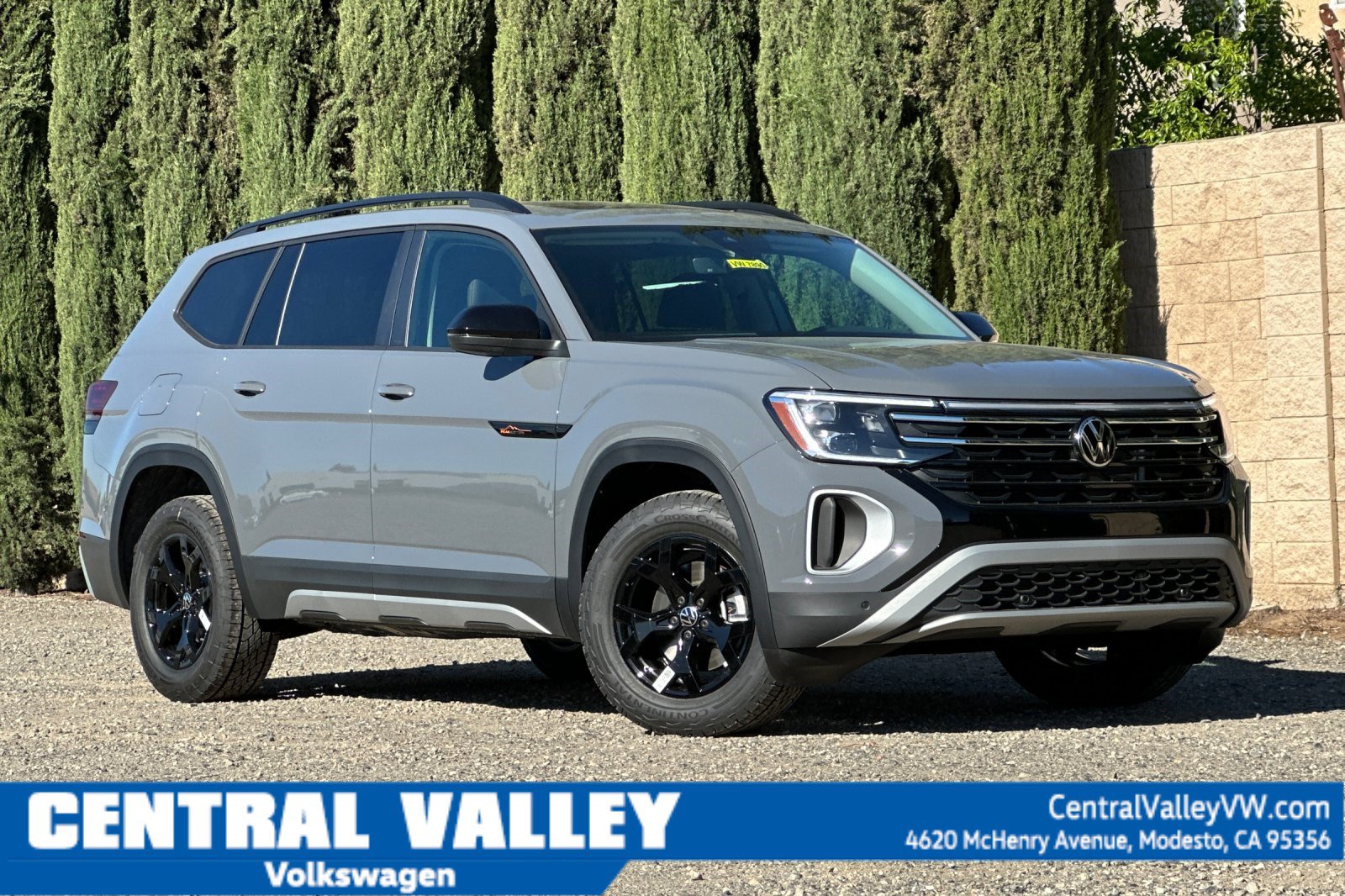 New 2026 Volkswagen Atlas Peak Edition