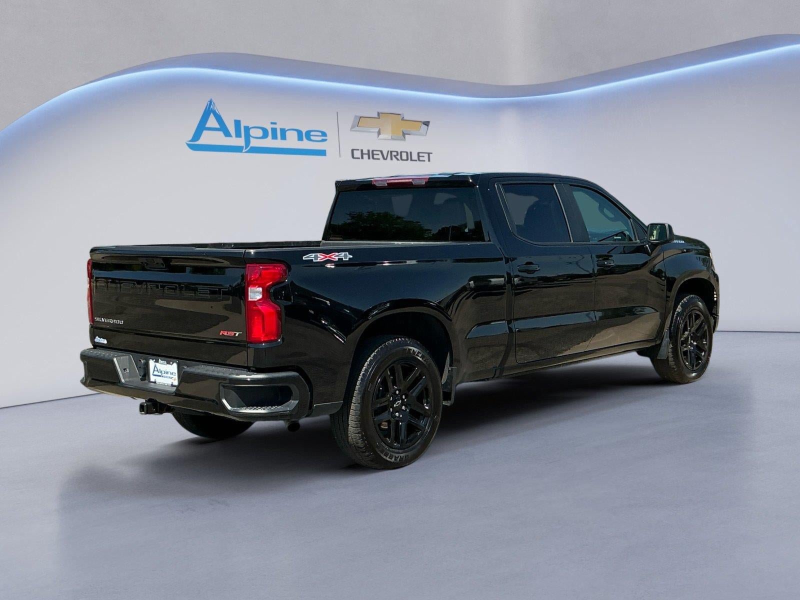 Used 2024 Chevrolet Silverado 1500 RST w/ Protection Package AWD/4WD image 5