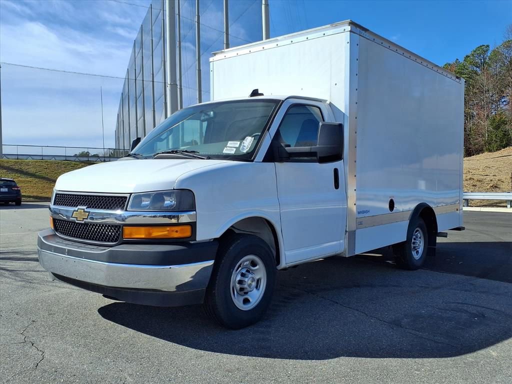 New 2026 Chevrolet Express 4500 w/ Power Convenience Package image 30