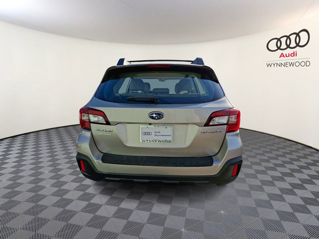 Used 2018 Subaru Outback 2.5i image 5