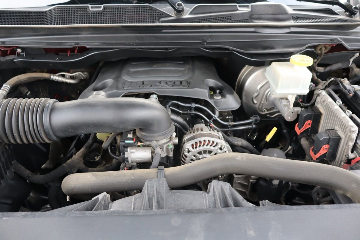 Used 2019 RAM 1500 Big Horn AWD/4WD image 38