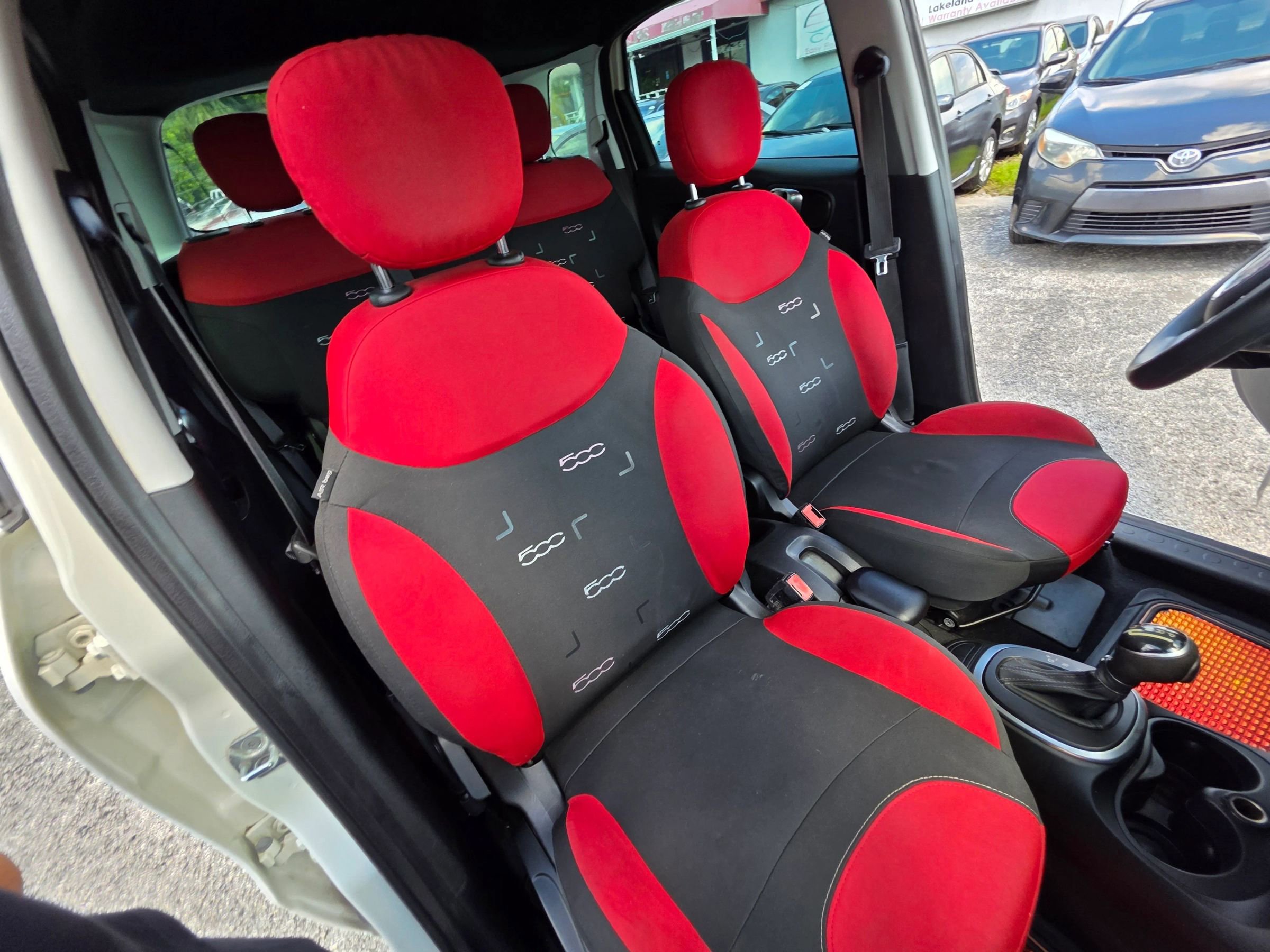 Used 2015 FIAT 500L Pop image 19