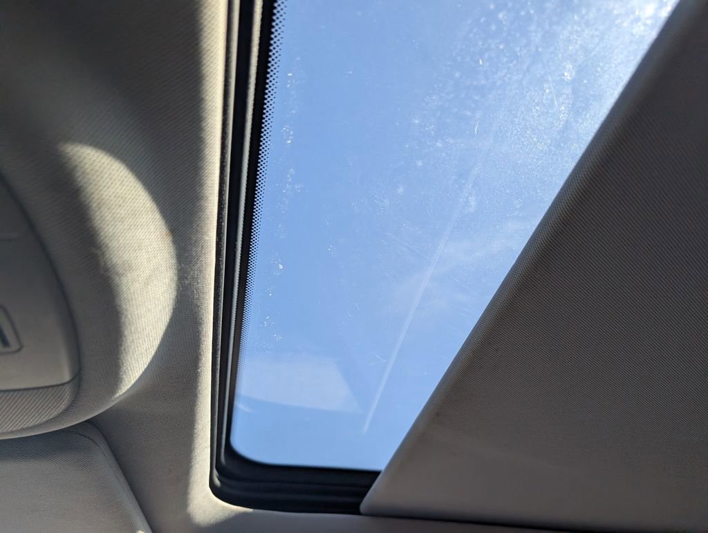 Used 2018 Jeep Compass Limited w/ Navigation Group image 21