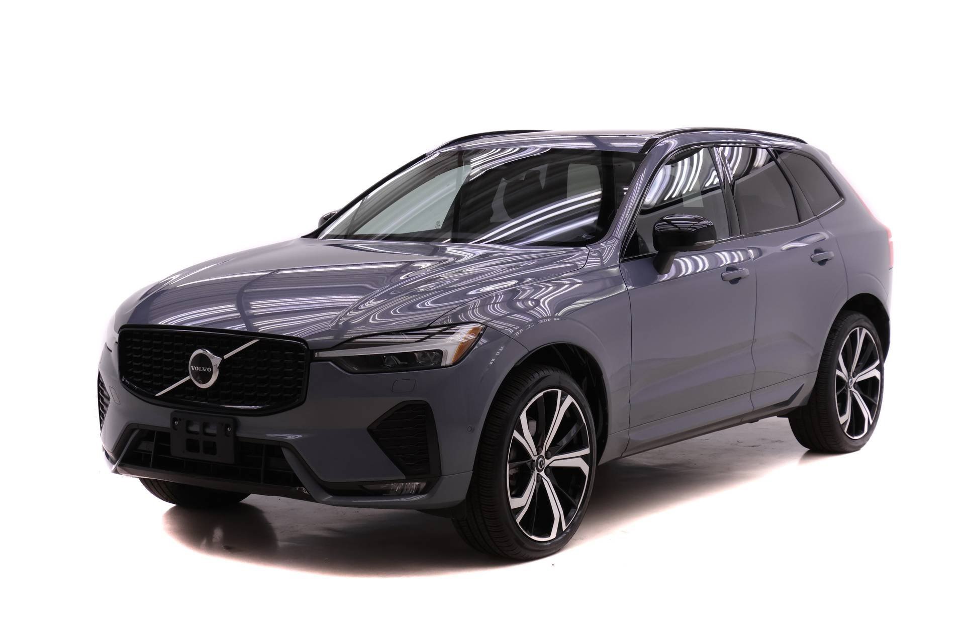 Certified 2024 Volvo XC60 B5 Ultimate w/ Protection Package Premier