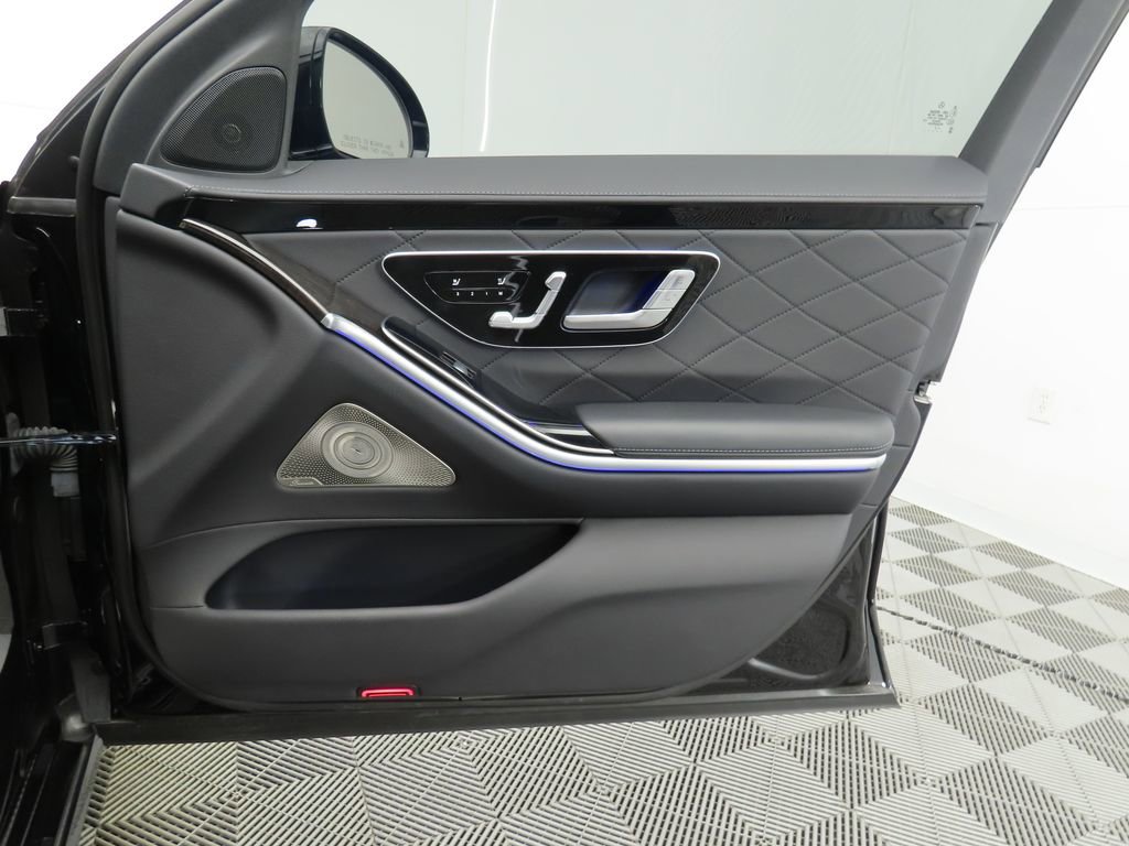 Used 2022 Mercedes-Benz S 500 4MATIC image 26