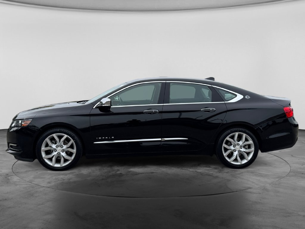 Used 2015 Chevrolet Impala LTZ FWD image 4