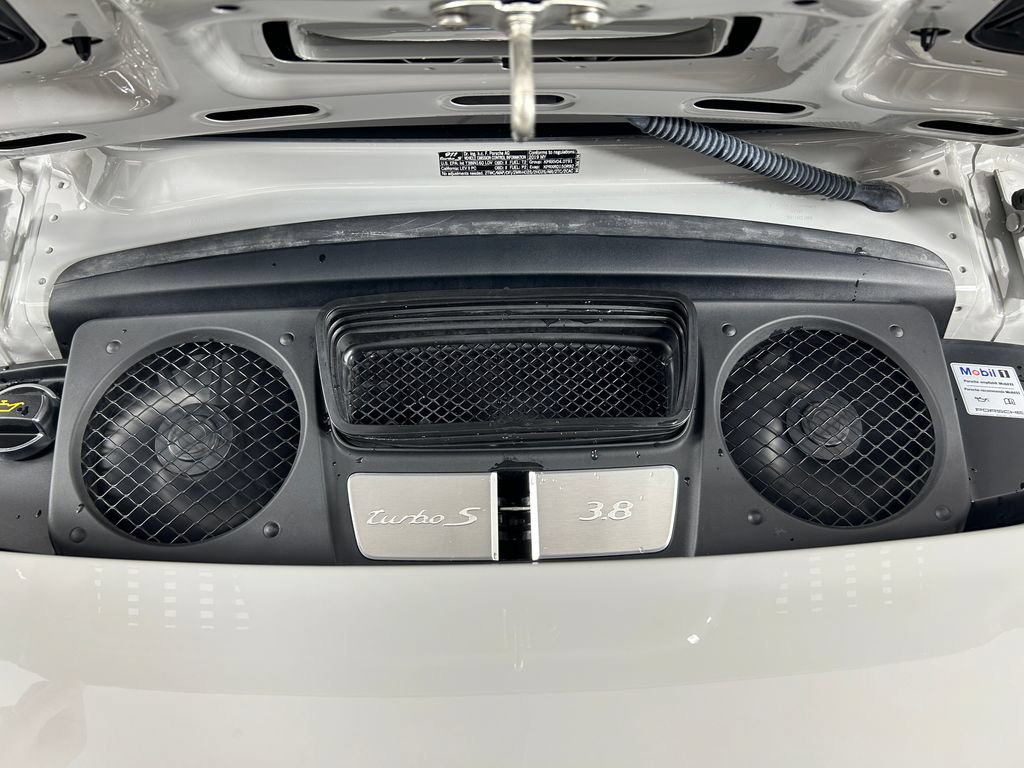Certified 2019 Porsche 911 4 Coupe AWD/4WD image 28