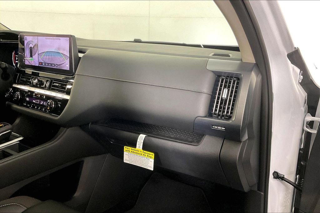 New 2026 Nissan Pathfinder SL image 21