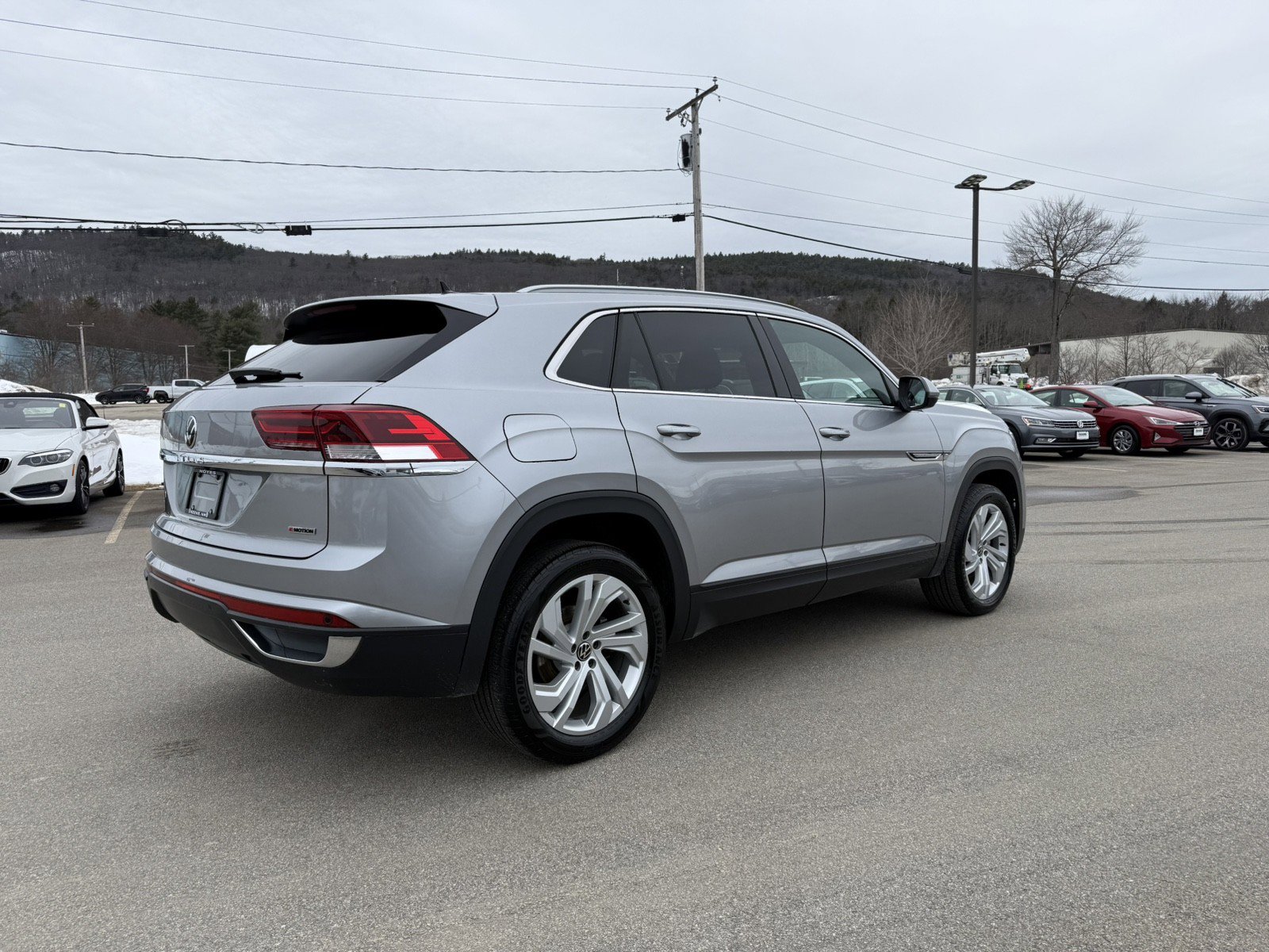 Used 2021 Volkswagen Atlas Cross Sport SEL image 5