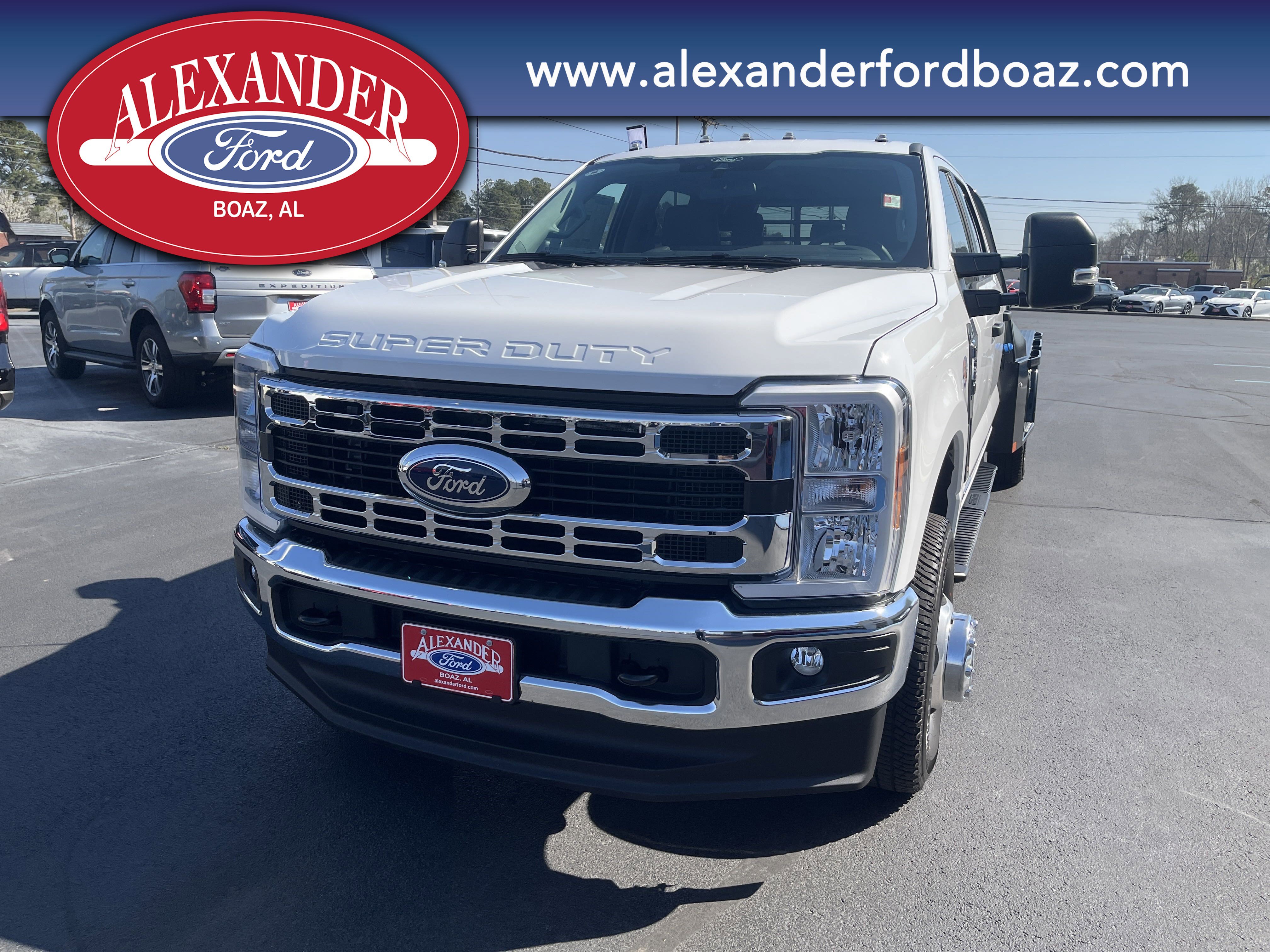 New 2025 Ford F350 XL w/ XL Chrome Package image 5
