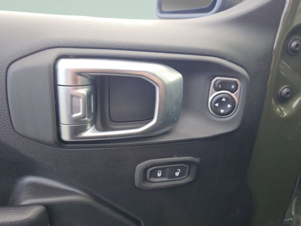 Used 2023 Jeep Gladiator Sport AWD/4WD image 30