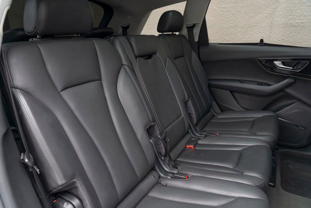 Used 2017 Audi Q7 3.0T Premium Plus w/ Premium Plus Package image 49