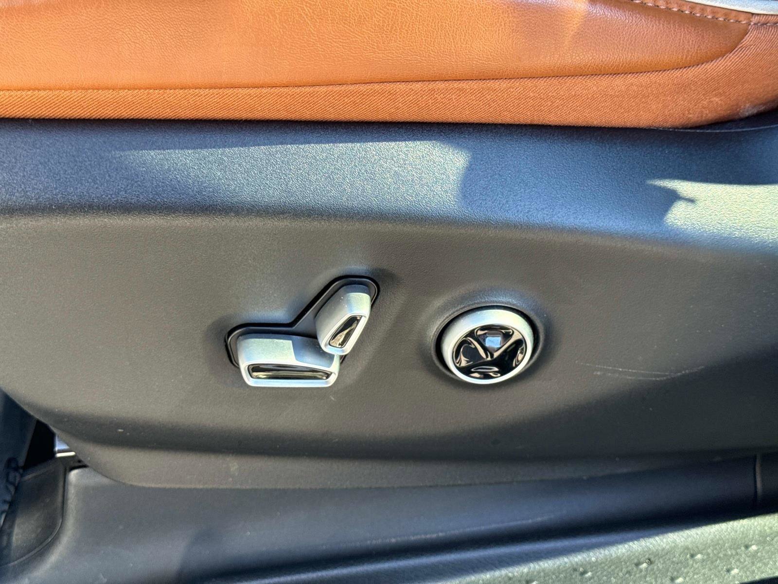 Used 2024 Chrysler Pacifica Pinnacle image 23