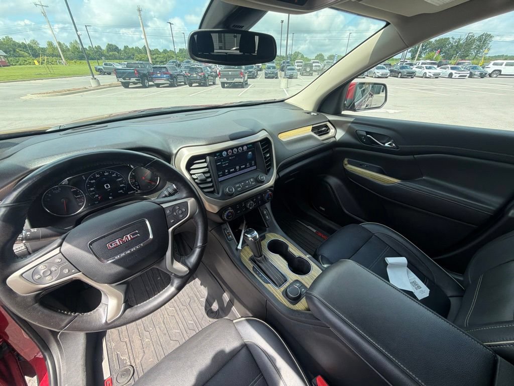 Used 2019 GMC Acadia Denali w/ Technology Package FWD image 21