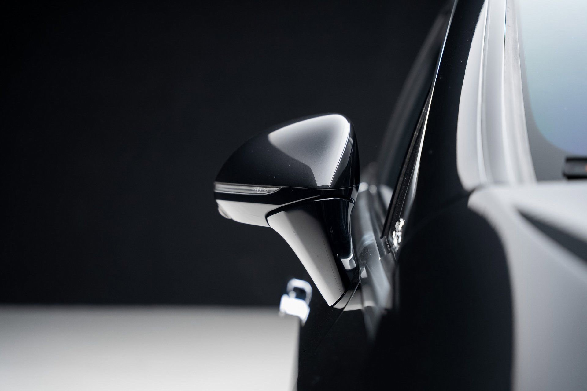 Used 2023 Mercedes-Benz EQS 580 4MATIC Sedan image 14