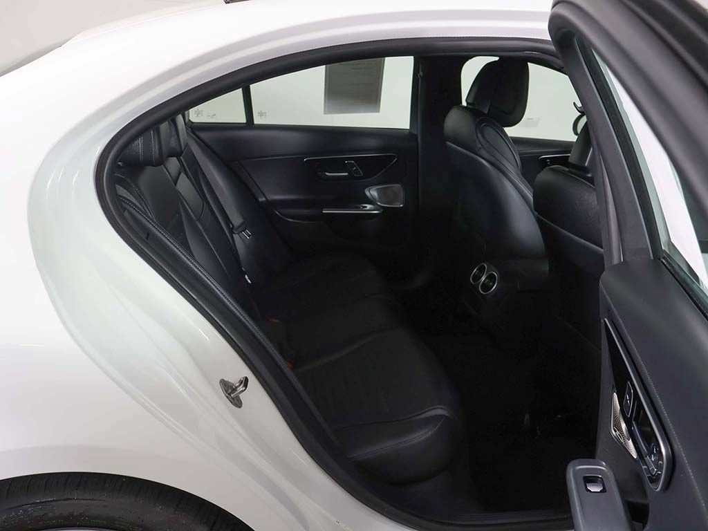 Used 2023 Mercedes-Benz C 300 4MATIC Sedan image 34