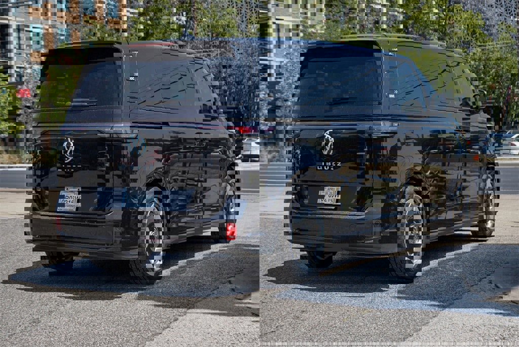 New 2025 Volkswagen ID. Buzz Pro S image 8