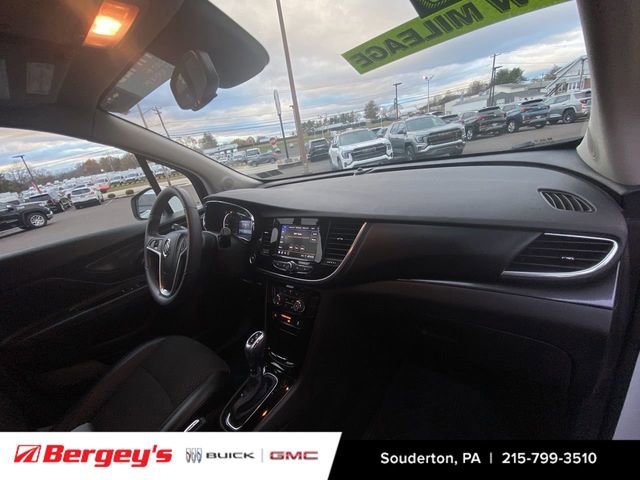 Certified 2022 Buick Encore Preferred w/ Safety Package image 32