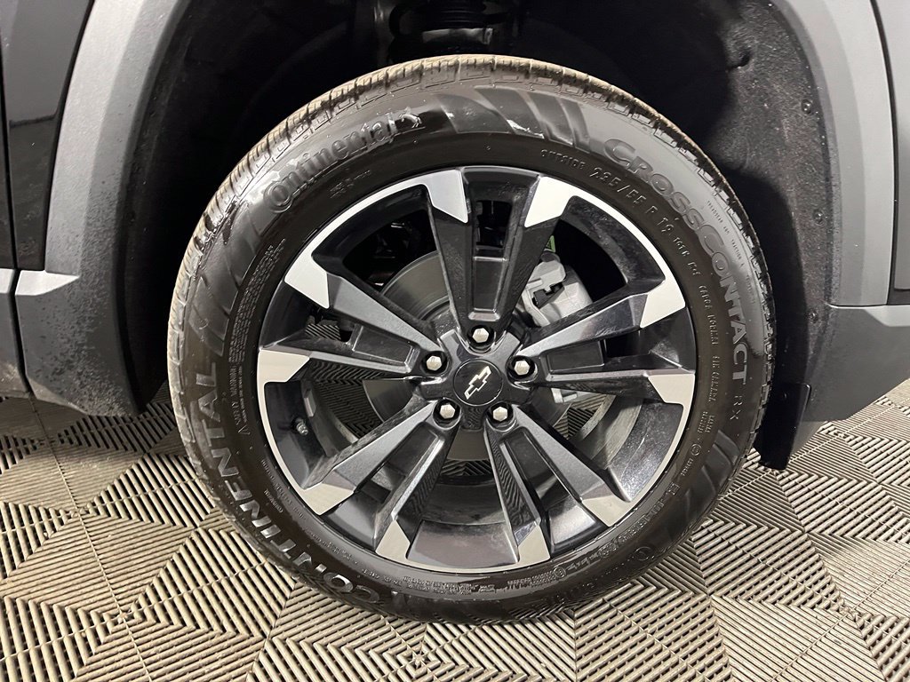 New 2027 Chevrolet Equinox RS w/ Convenience Package III FWD image 29