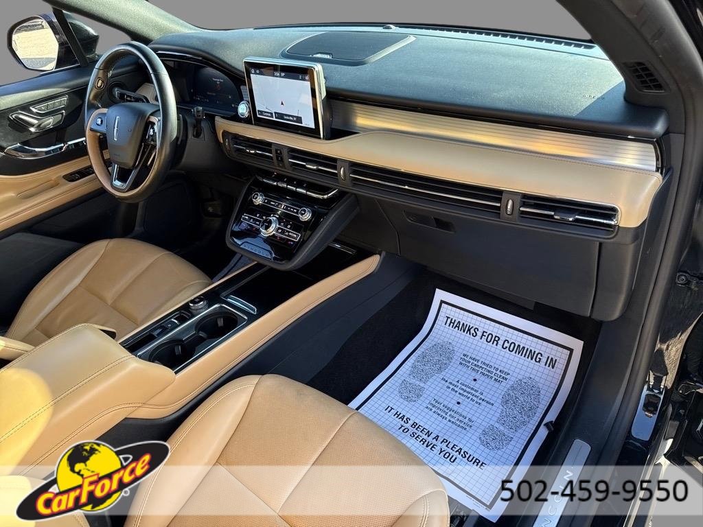 Used 2021 Lincoln Corsair Reserve image 12