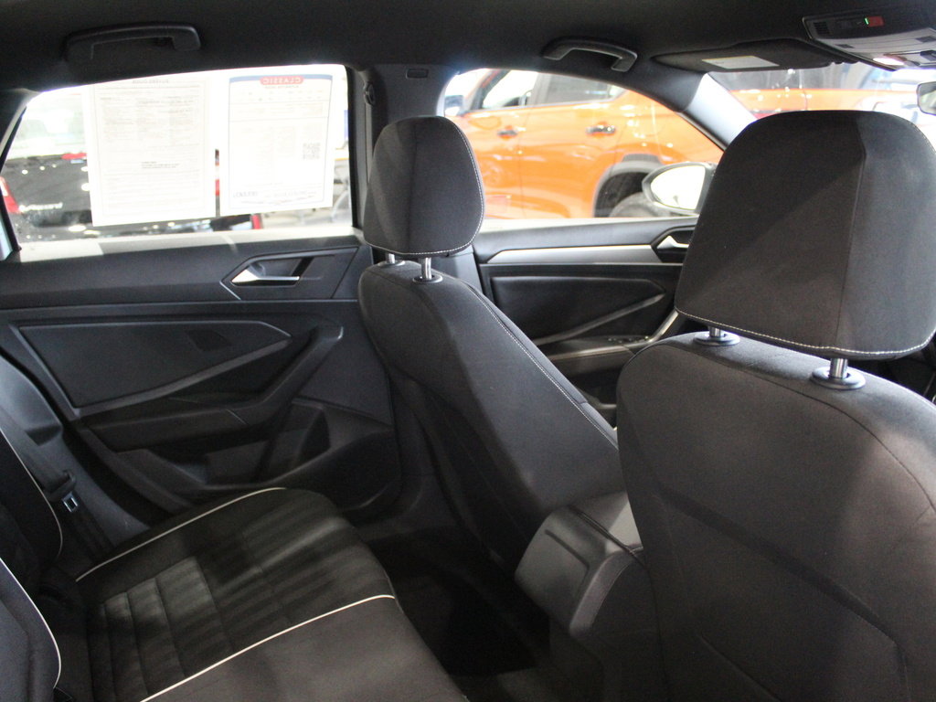 Used 2023 Volkswagen Jetta Sport image 20