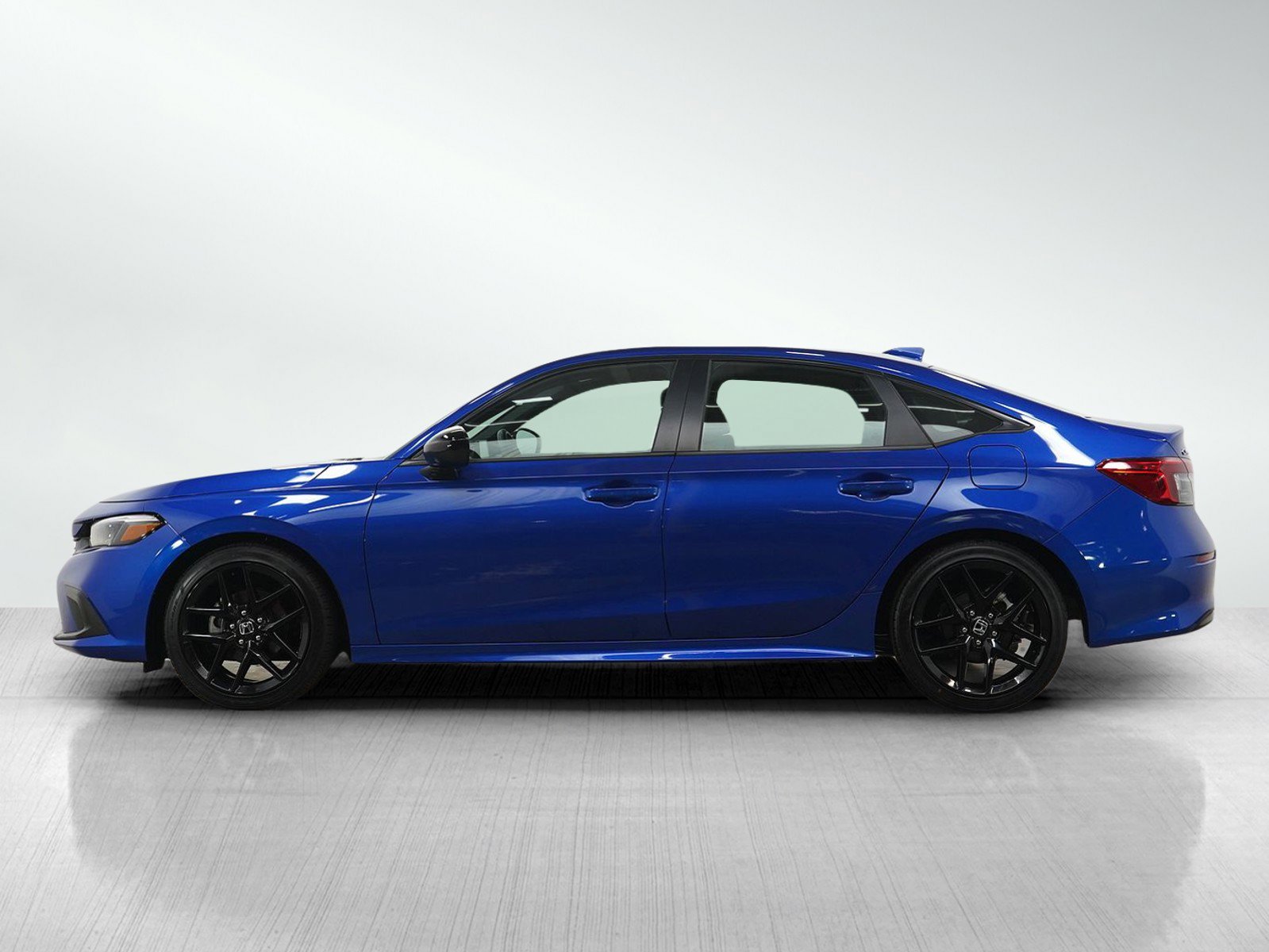Used 2024 Honda Civic Sport image 2