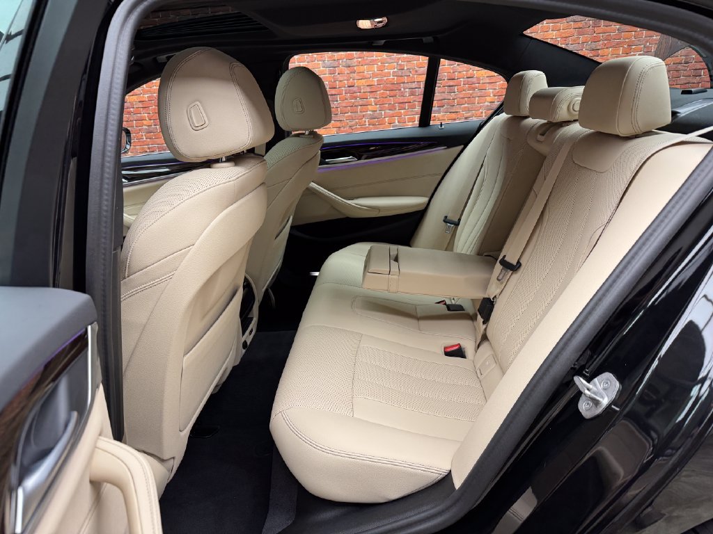 Certified 2023 BMW 530i xDrive w/ Convenience Package AWD/4WD image 24