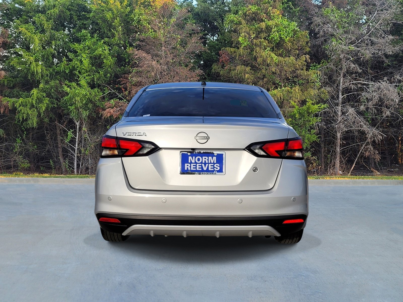 Used 2024 Nissan Versa S w/ S Plus Package image 18