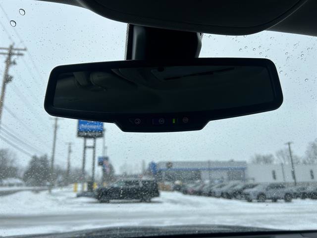 Certified 2022 Chevrolet Colorado Z71 w/ Z71 Midnight Edition image 25