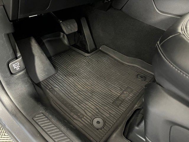 Used 2023 Ford Explorer XLT w/ XLT Sport Appearance Package image 19