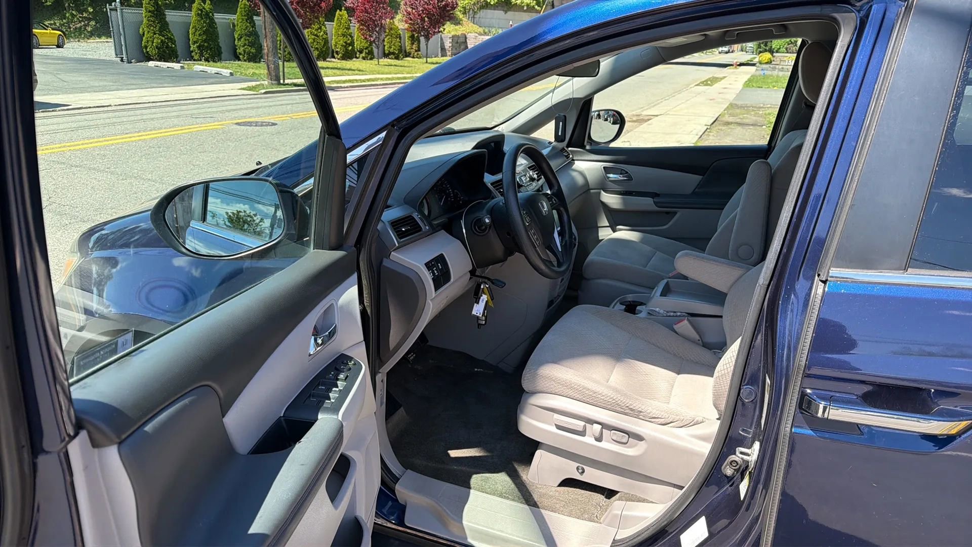 Used 2016 Honda Odyssey SE image 24