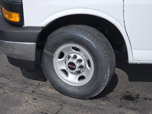 New 2026 GMC Savana 2500 Work Van w/ Driver Convenience Package image 19